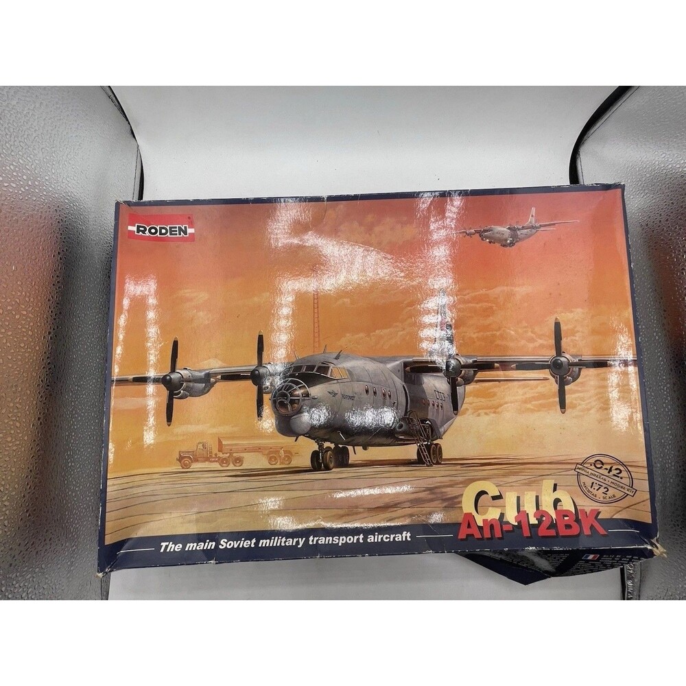 Roden 1/72 An-12BK Military Transport Model Airplane Kit# 042